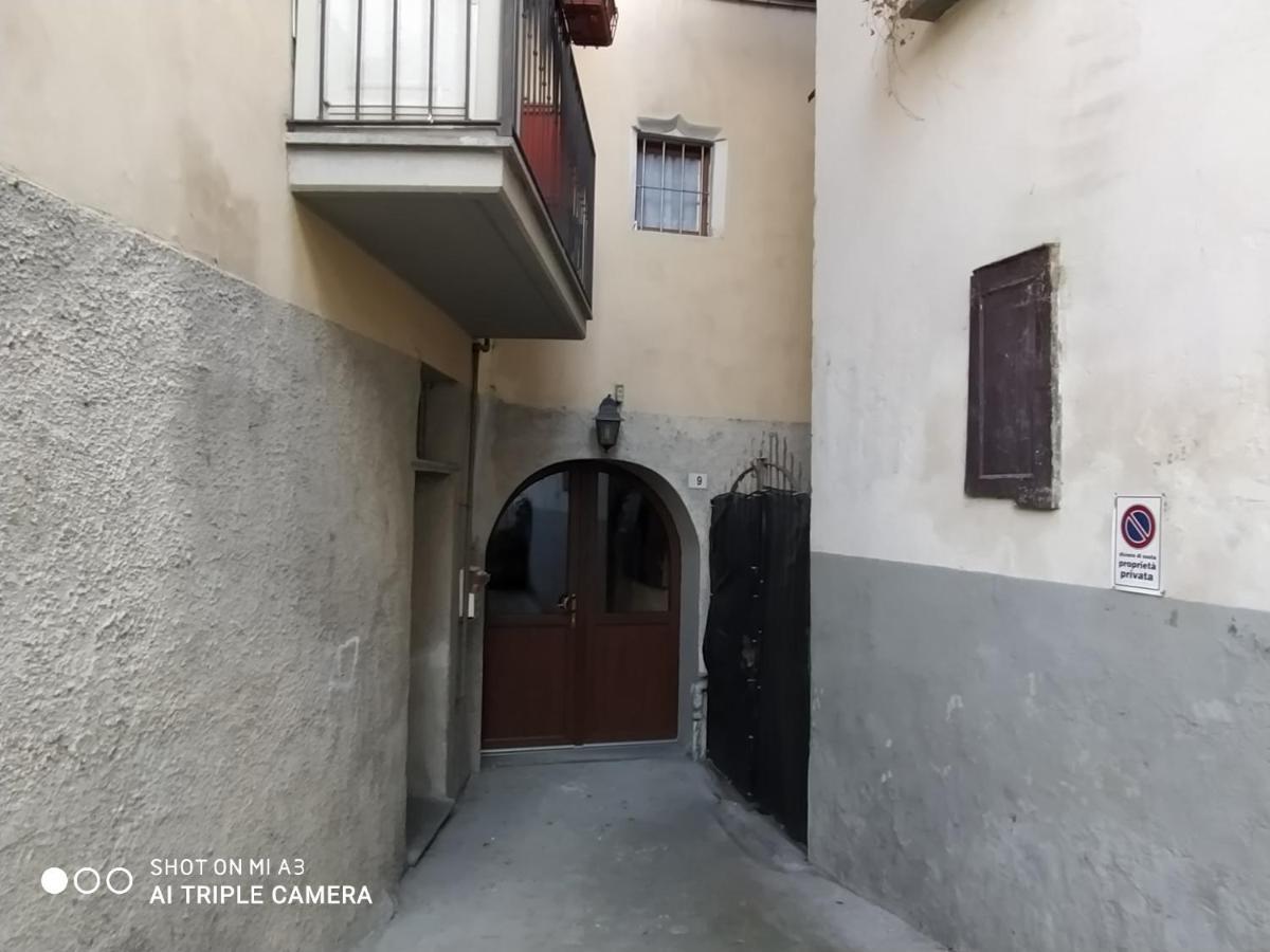 Un Oeil Sur La Cathedrale Apartment Аоста Екстериор снимка